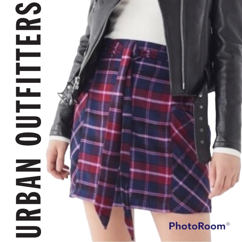 ✨ Urban Outfitters Cameron Plaid Skirt ✨